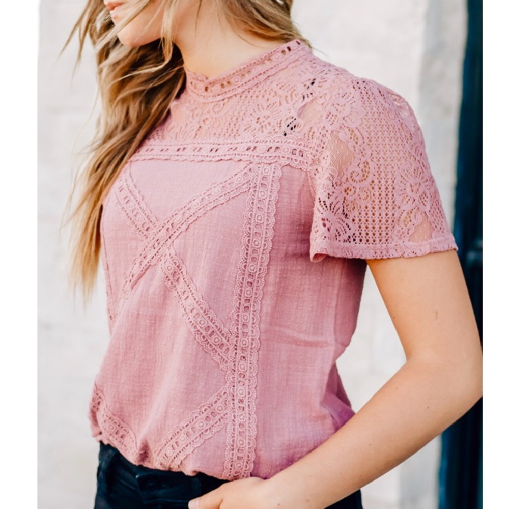 💖 Hailey & Co. Sweet Mauve Lacy Cotton Blouse